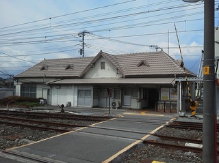 東花輪駅ホーム部分.jpg